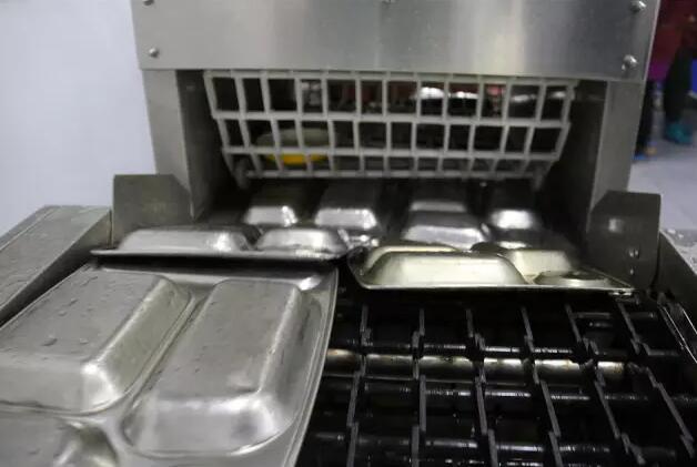洗碗機(jī)清洗圖 洗碗機(jī)清洗圖